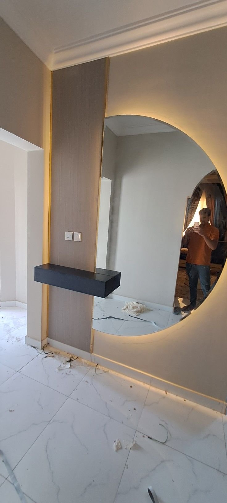 فني تركيب مرايات بالدمام